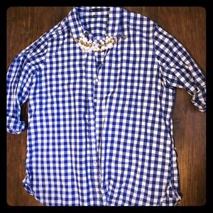 Gap women’s blue gingham shirt